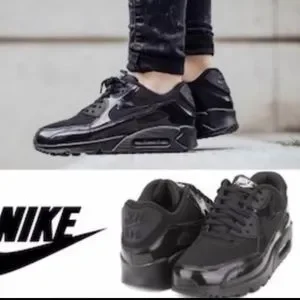 Black patent nike clearance trainers